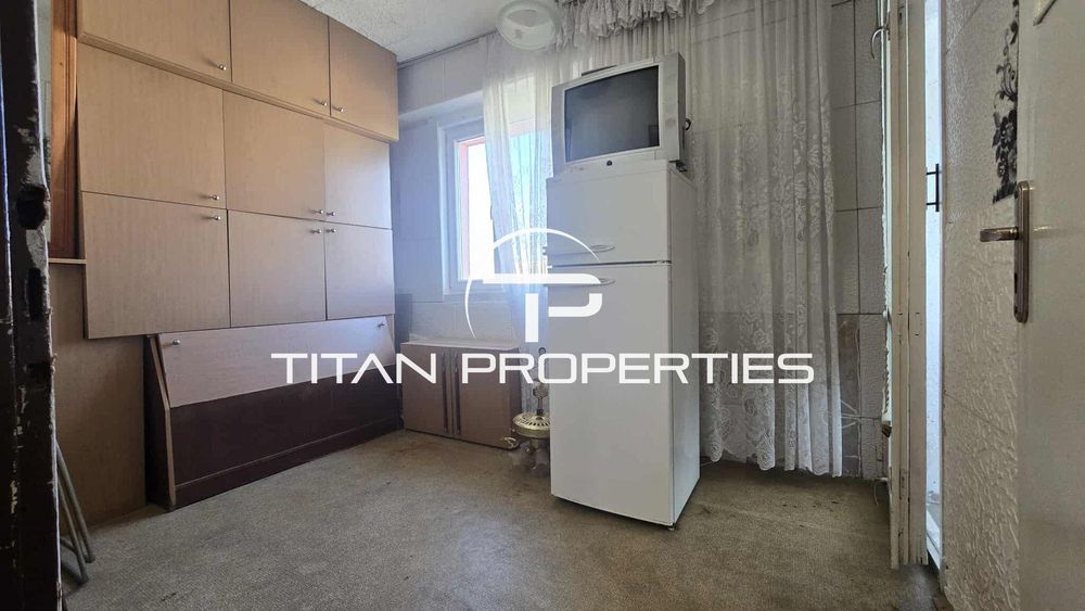 Продава се Тристаен апартамент в Пловдив, Южен - 65 кв.м за 785 €/кв.м - Снимка #5