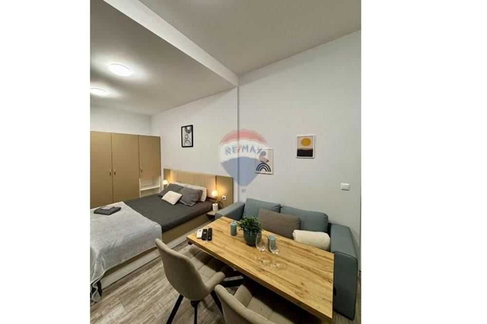 Продава се Многостаен апартамент в Варна, ВИНС - 125 кв.м за 2400 €/кв.м - Снимка #11