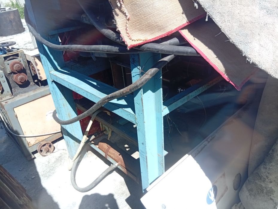 Продам  станок для изготовления кладочной сетки