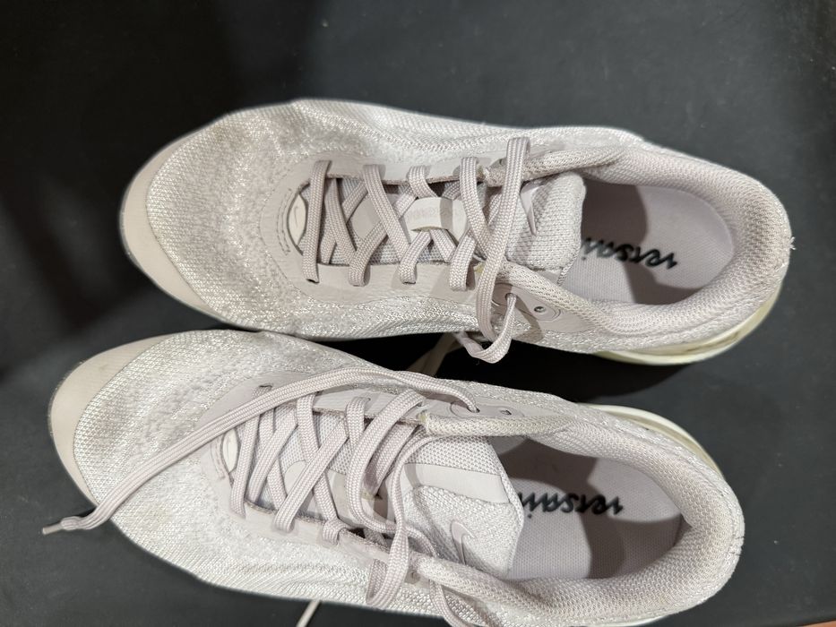 Маратонки Nike versair