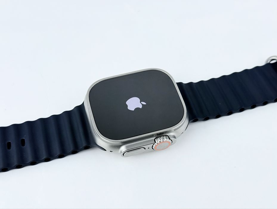 Apple Watch Ultra 49mm Cellular Natural with Black Ocean Band