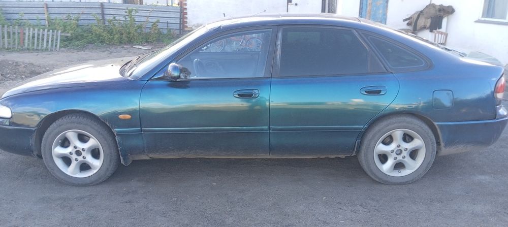 Продам мазду  кронус