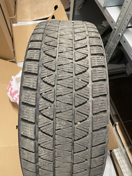 Шины с Дисками зимние 275/60 R20