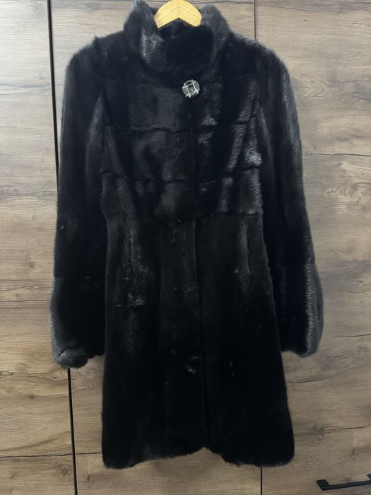 Норковая шуба черная