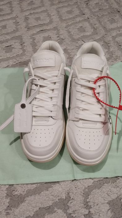 Adidasi Off White Out Of Office For Walking / Premium