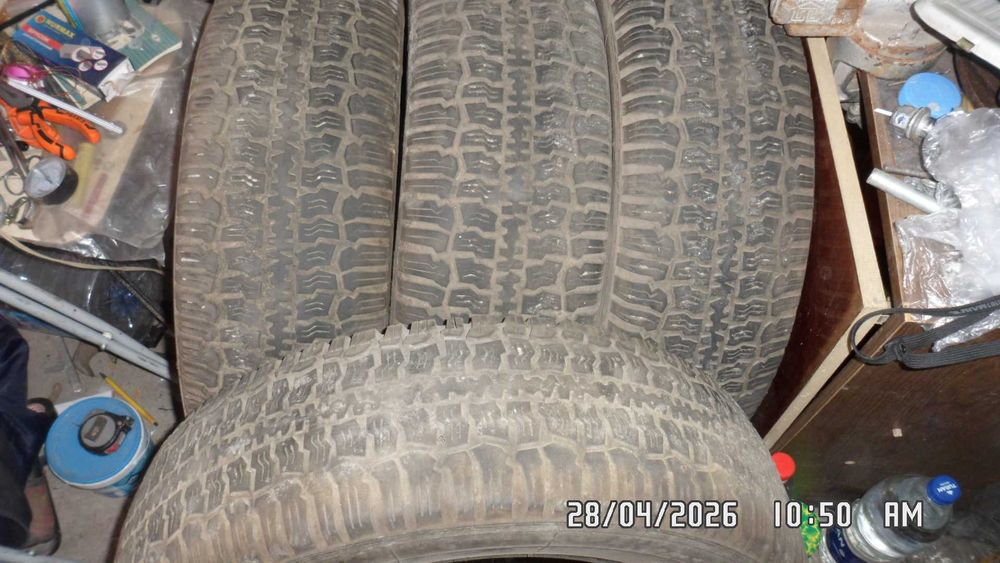 Продам резину 205.70. р16