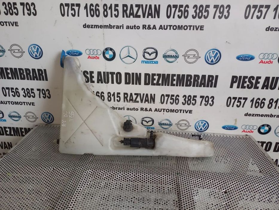 Bidonas Vas Lichid Parbriz Stropgel Audi A8 4H D4 An 2010-2011-2012-2013-2014-2015-2016-2017 Volan
