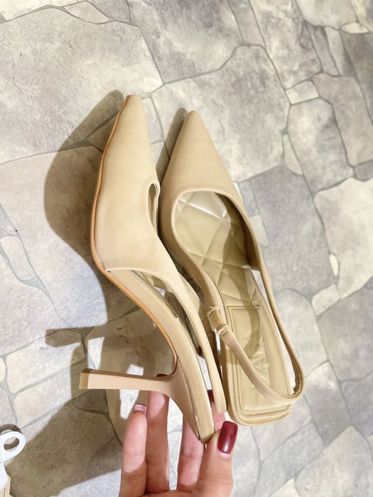 Туфли от зара в хорошем  качестве