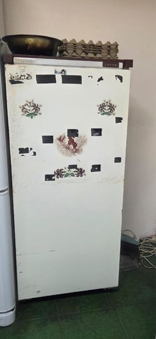Продам холодильник
