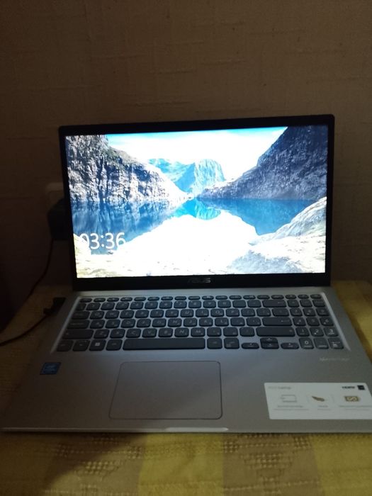 Ноутбук лаптоп Asus, новый