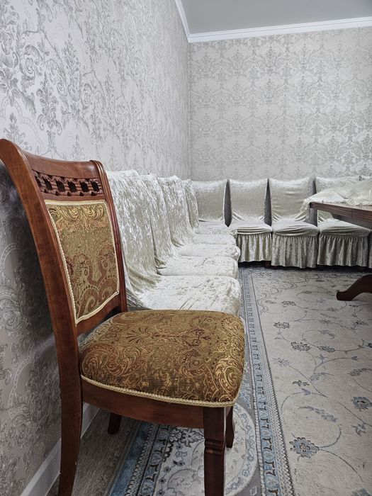 Стол и Стуляа очен хороший