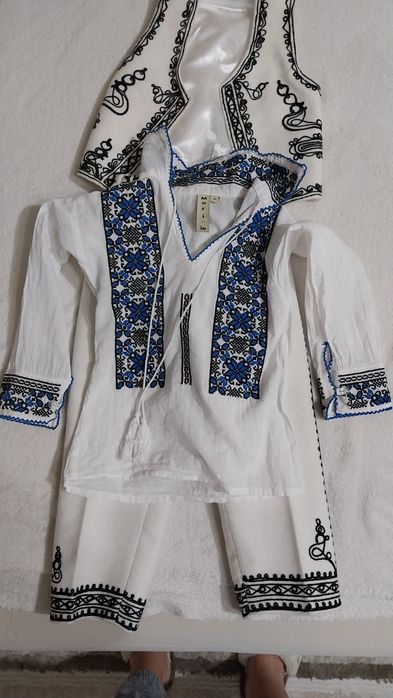 Costum popular  baiat 3-4 ani