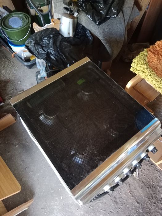 Газовая плита Hotpoint Ariston