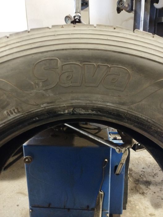 Продам шины SAVA 2 штуки