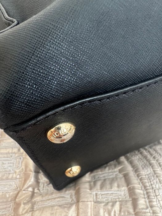 Кожена чанта Michael Kors