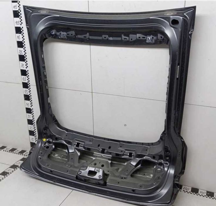 крышка багажника uni-v