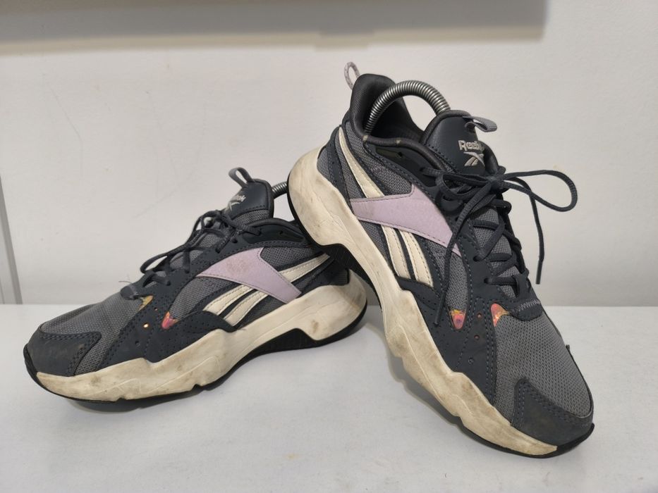 Rebook обувки номер 37.5