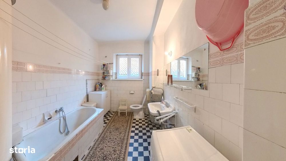 Vila tip Duplex in centrul istoric Brasov, cu 70% din terenul de 900mp