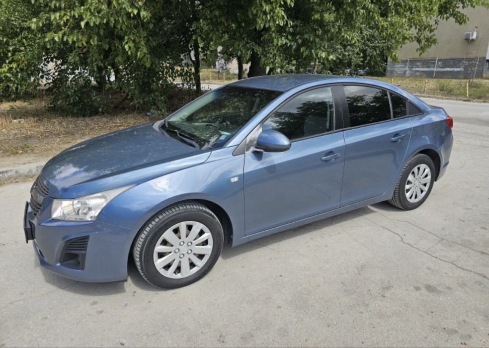 Chevrolet Cruze син металик