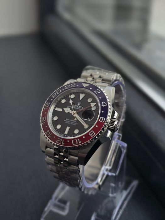 Rolex GMT II Pepsi