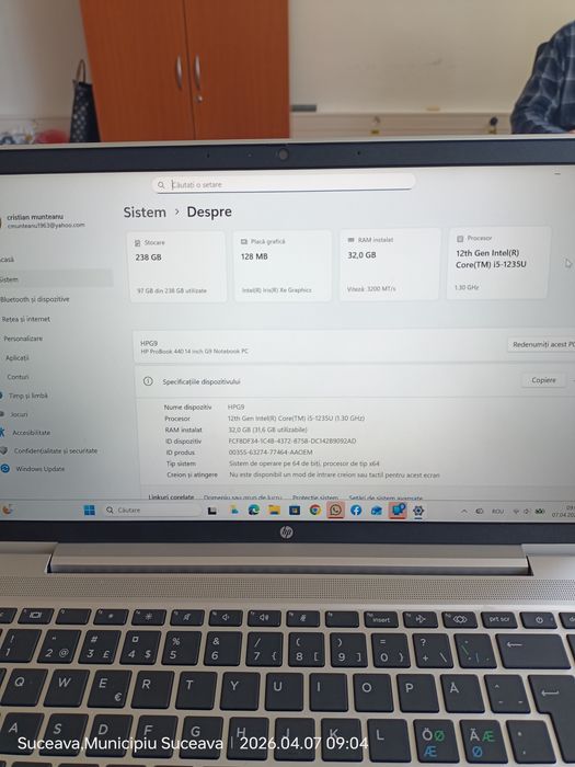 Laptop HP ProBook G9 32 GB