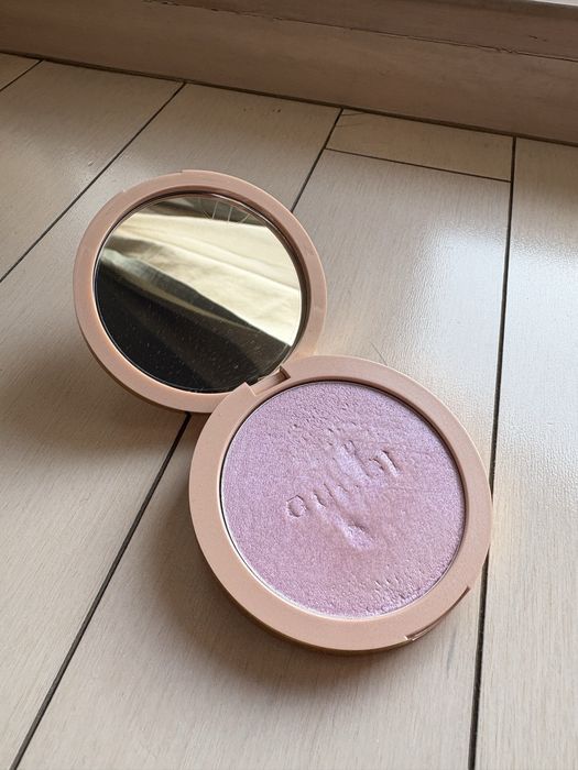 Gucci хайлайтър, 02 Frosted Lilac