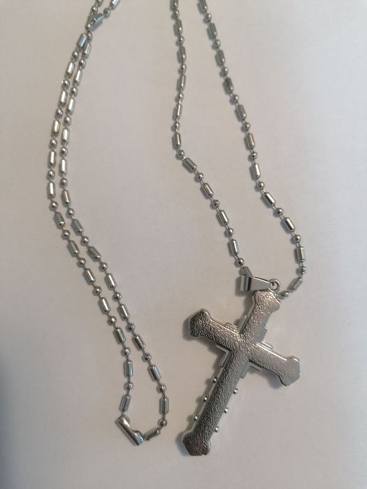 Lant cu cruce, foarte frumos lucrat, otel inoxidabil cu aspect de aur