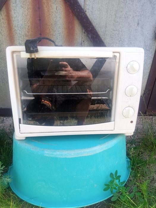 Электро духовка б/у