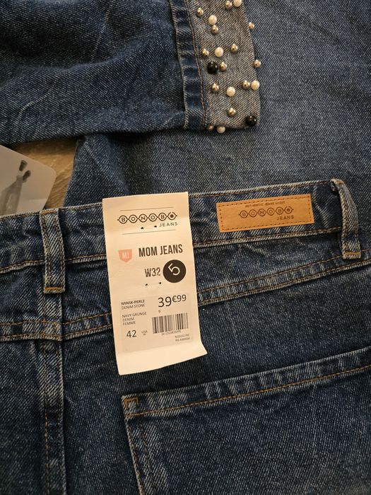 Дамски дънки Bonobo Mom Jeans