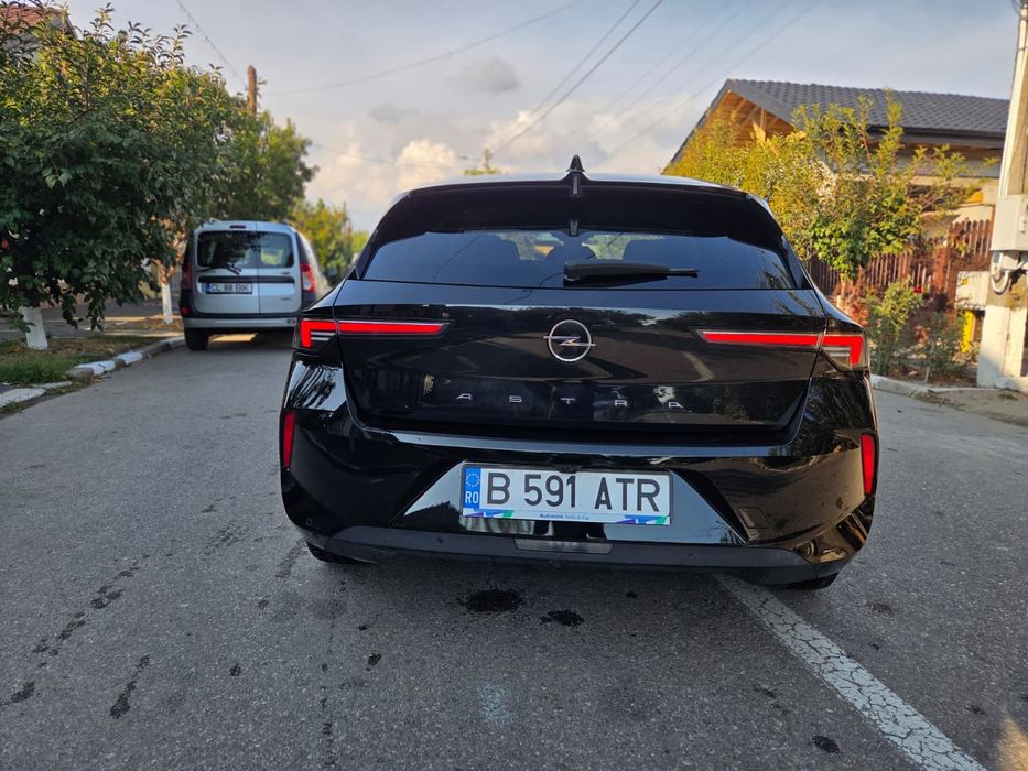 Opel Astra L 2023,1.2 b 130 cp,automata,lane,padele,camere, încălzire.