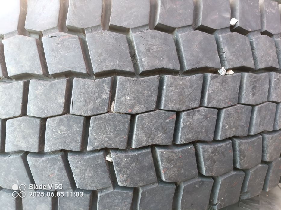 MAN 19422 4x4 тристранен самосвал с кран