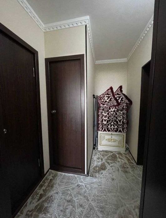 Продается 3/3/4 Дружба Народов Миллий Бог