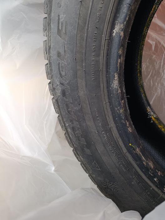 Продам резину зимнюю 16