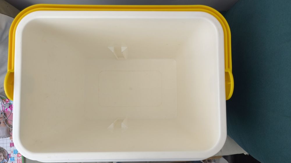 Lada izoterma cca 26 litri (40*40*34 cm)