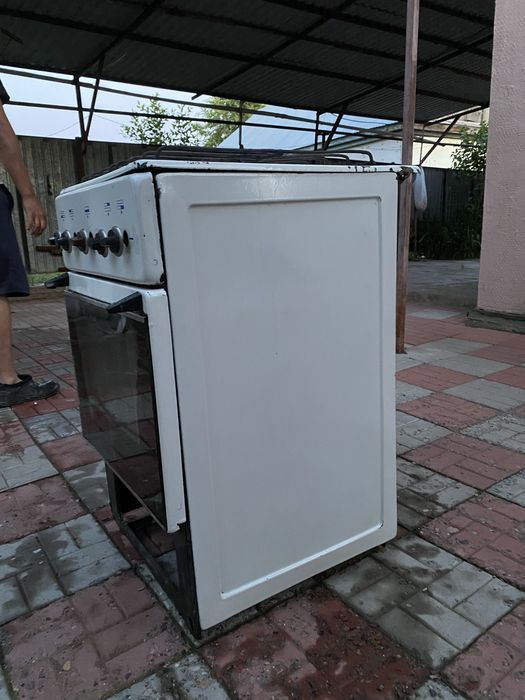 Продам газ плиту советскую