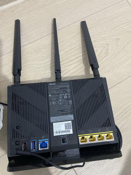 Router wireless Asus AC2900