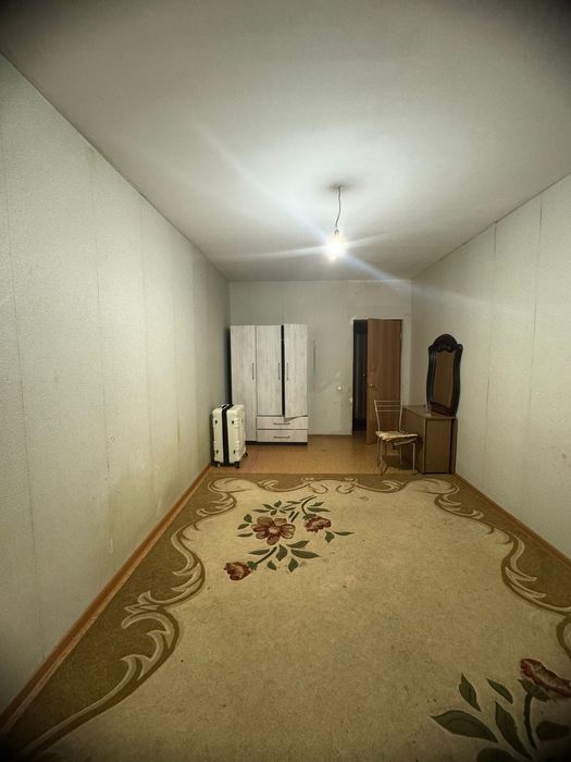 Подселениеге 1 кыз керек