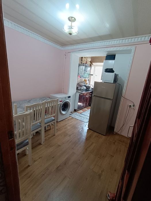 3/5/5 Экобазар(напротив) Феруза-2. Балкон 2х6. Кирпич!