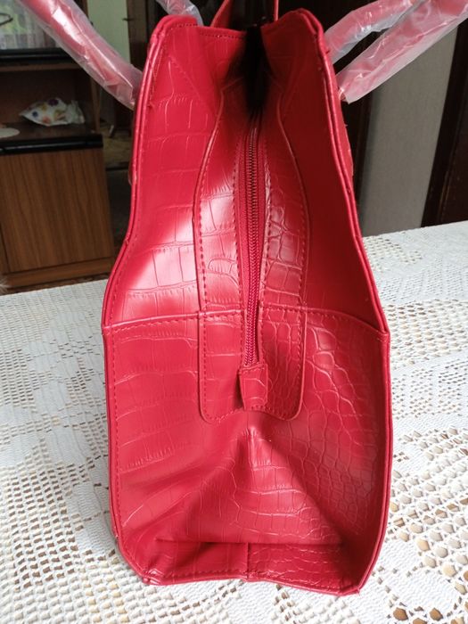 НОВА дамска чанта Oriflame