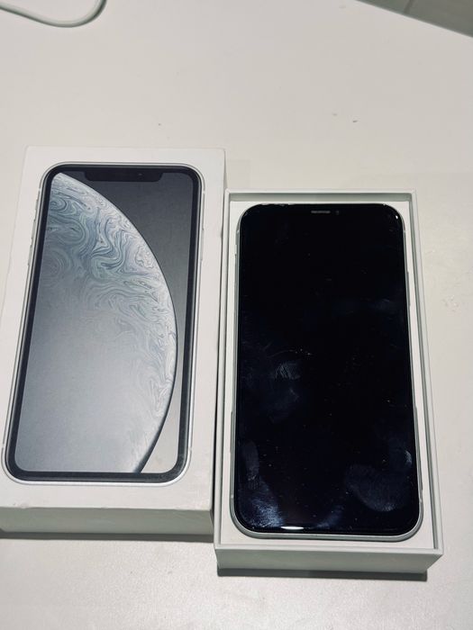 Телефон Iphone Xr 64gb