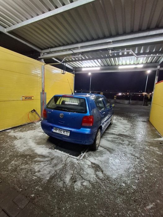 Vând  Polo  650 eur