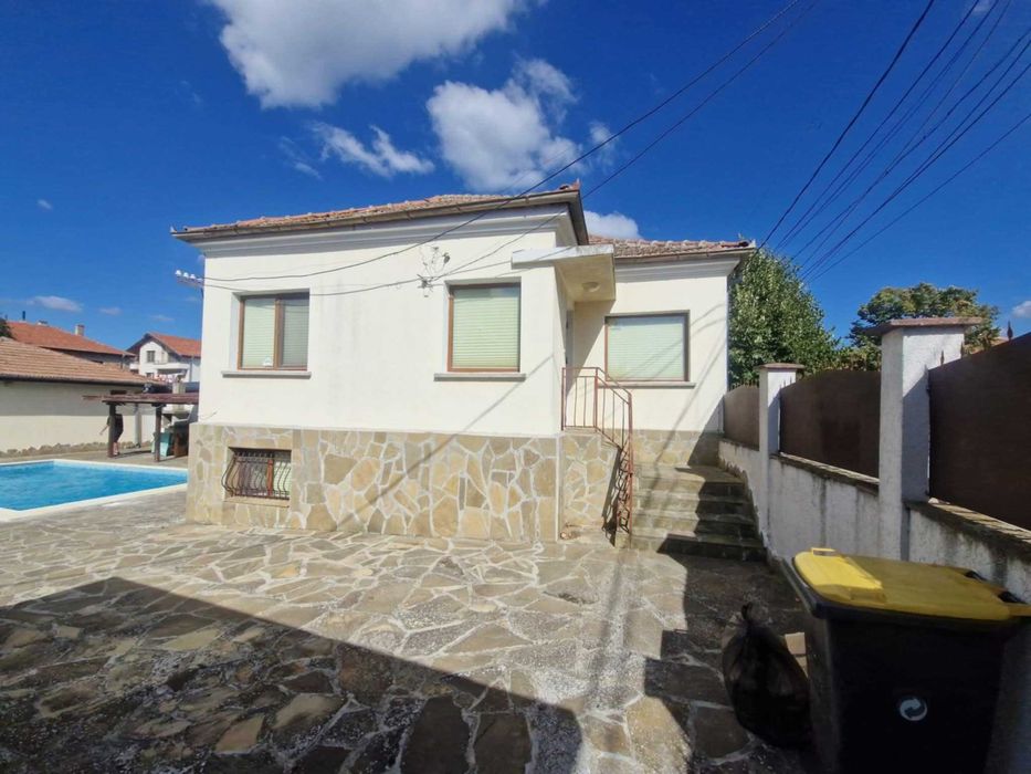 Продава се Къща в Каблешково - 160 кв.м за 938 €/кв.м - Снимка #1