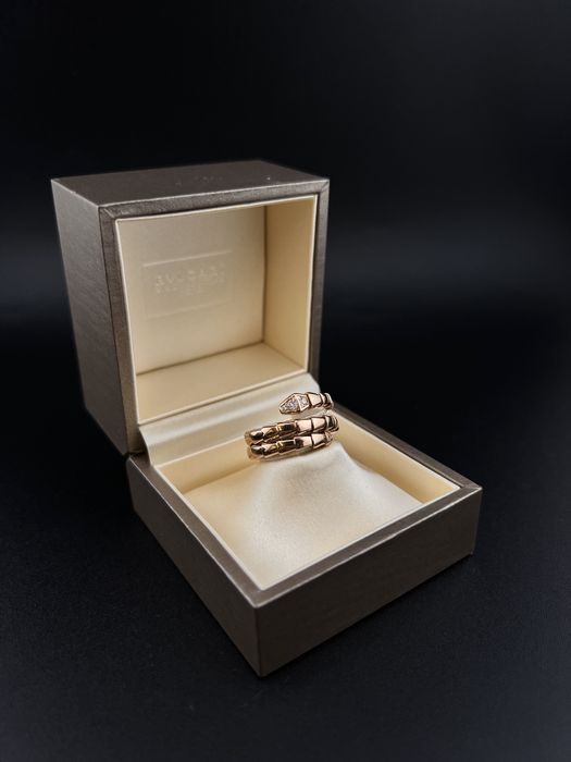 Кольцо Bvlgari Serpenti Viper