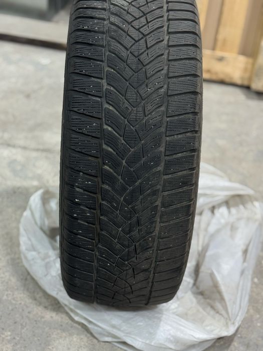 Зимние Шины для Range Rover новые