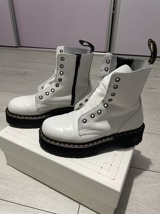 Bocanci ghete Dr Martens Jadon albi, masura 40