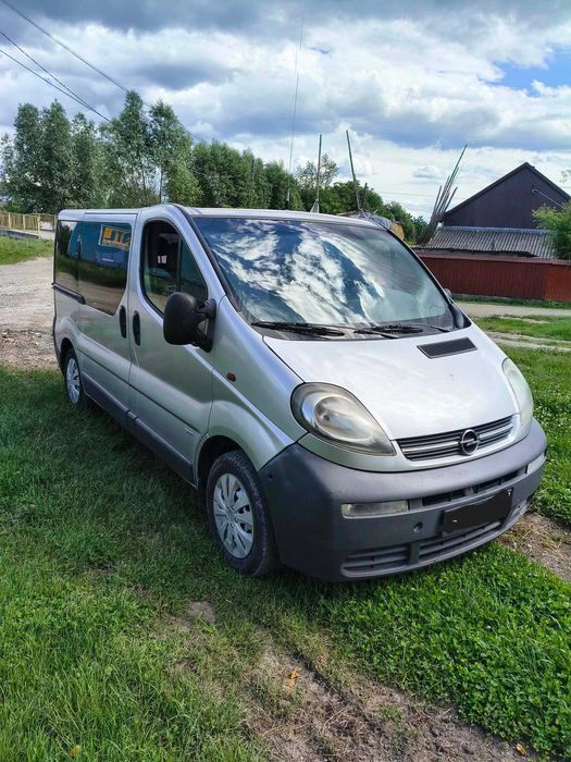 Opel Vivaro 8+1, an 2007, 1.9 CDTI, 180.000 KM reali