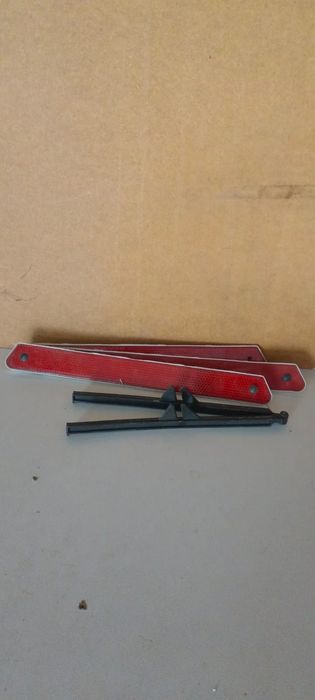 Продам разные аварийные знаки.