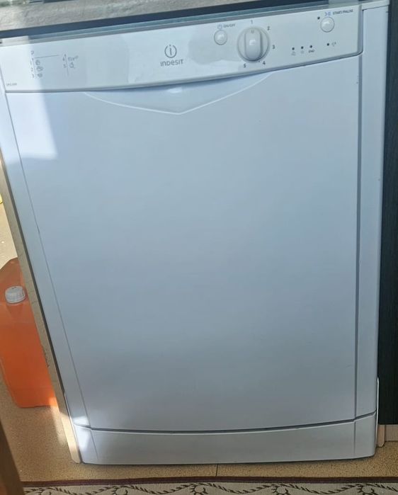 Продам посудомоечную машину, Indesit