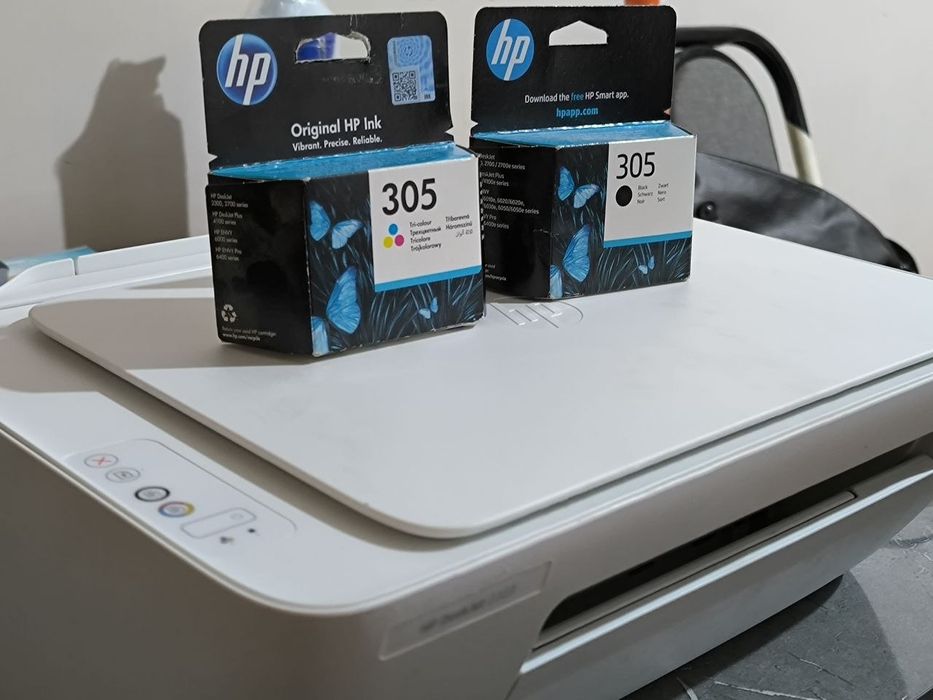Принтер DeskJet 2320