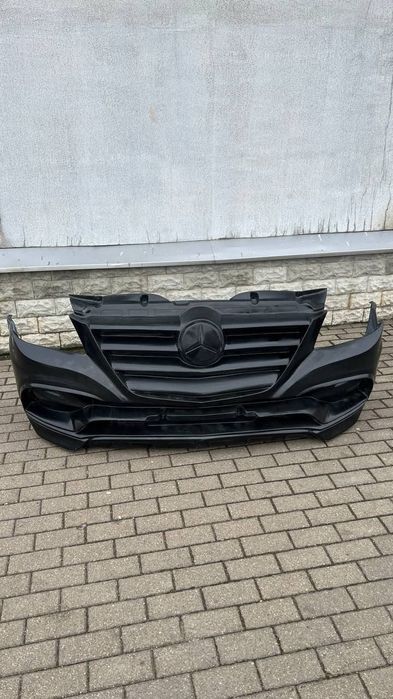 Продам бампер на мерседес спринтер